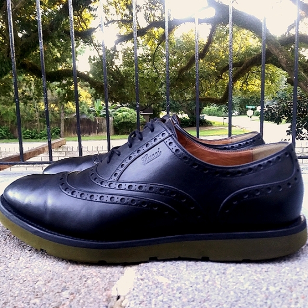 Gucci Derby shoes with Brogue detailing. - Picture 1 of 8